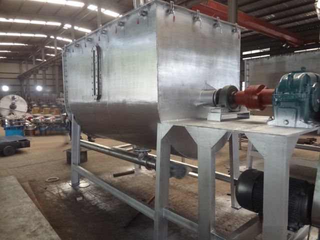 臥式雙螺條混合機